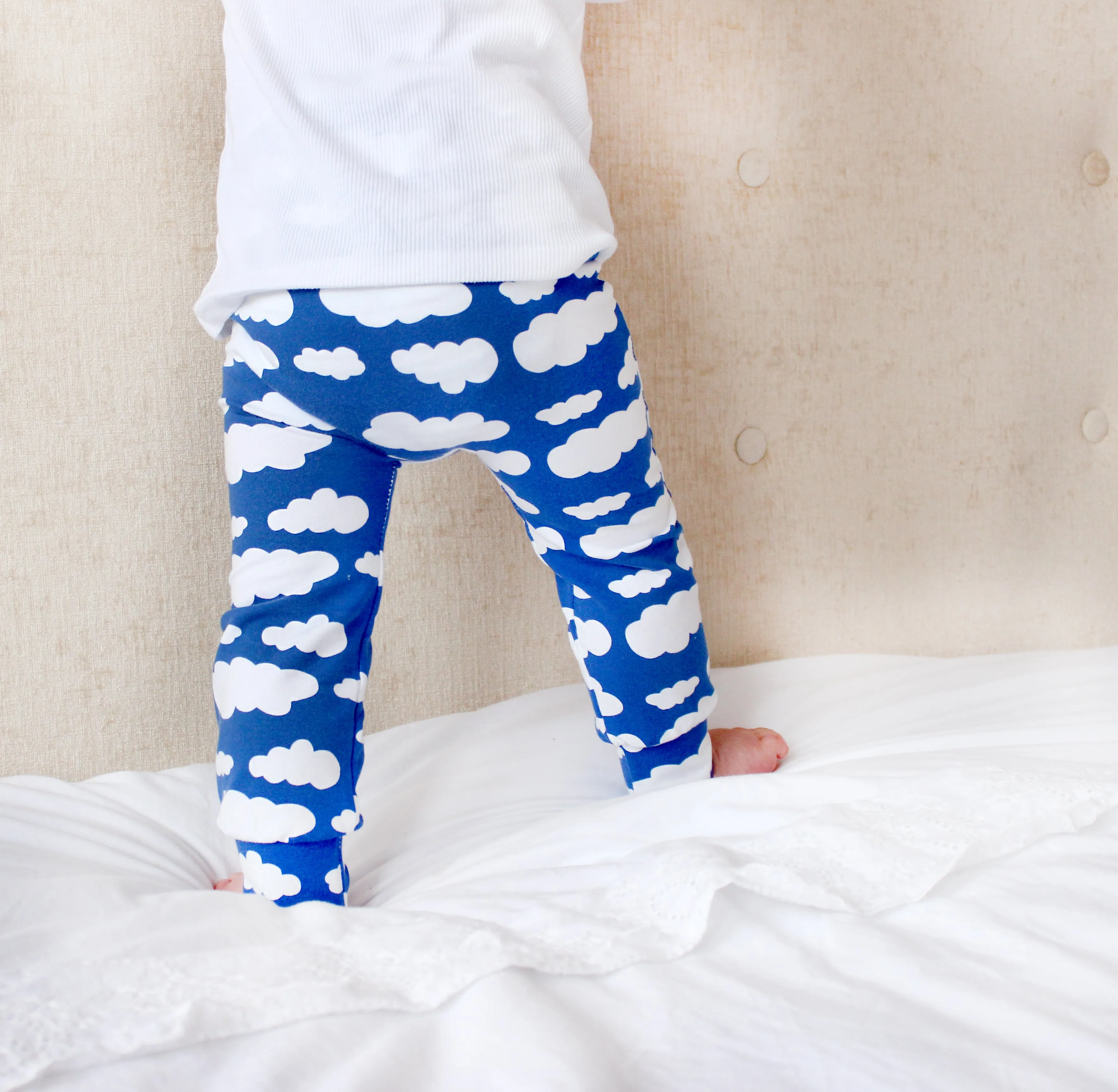 Blue Cloud Print Leggings