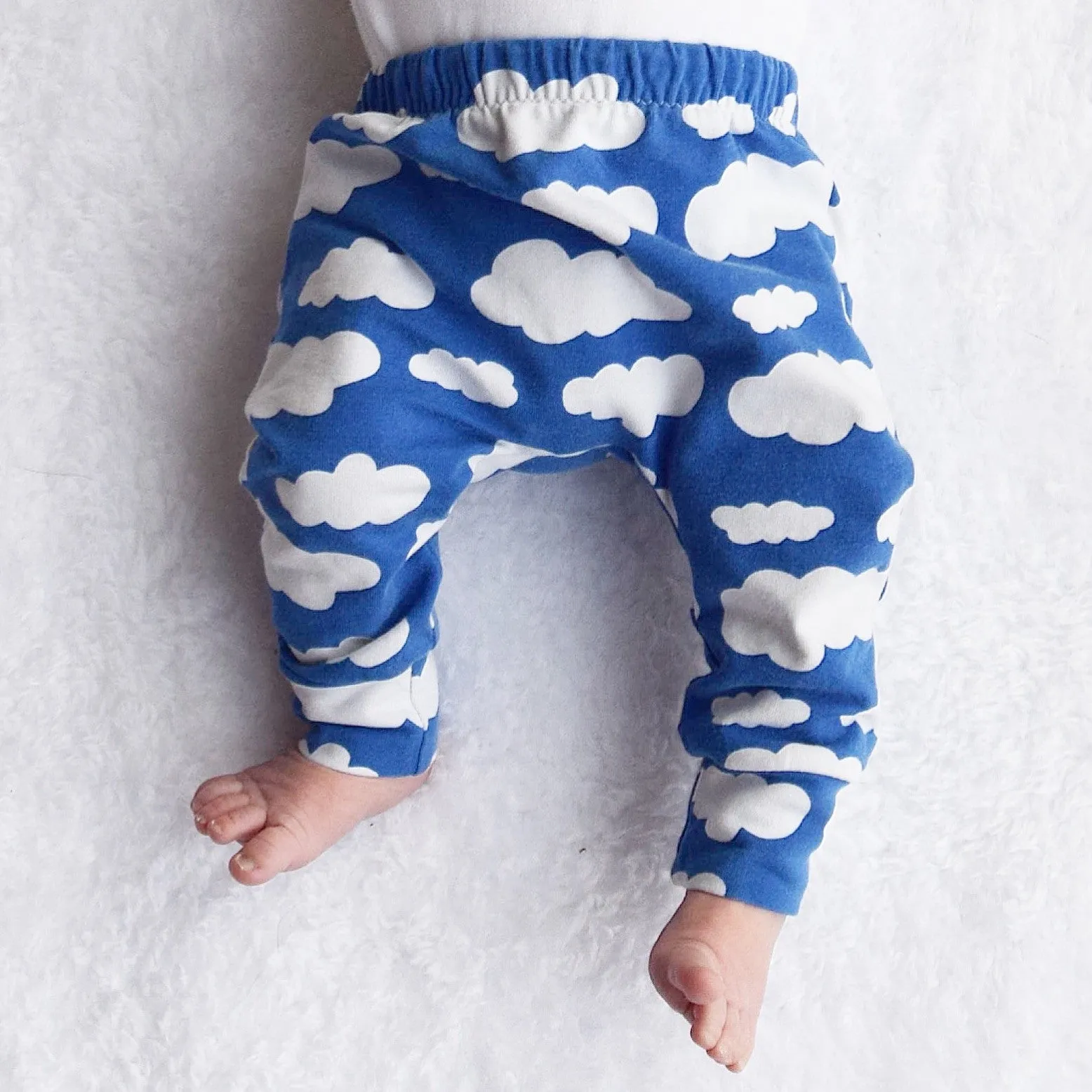 Blue Cloud Print Leggings