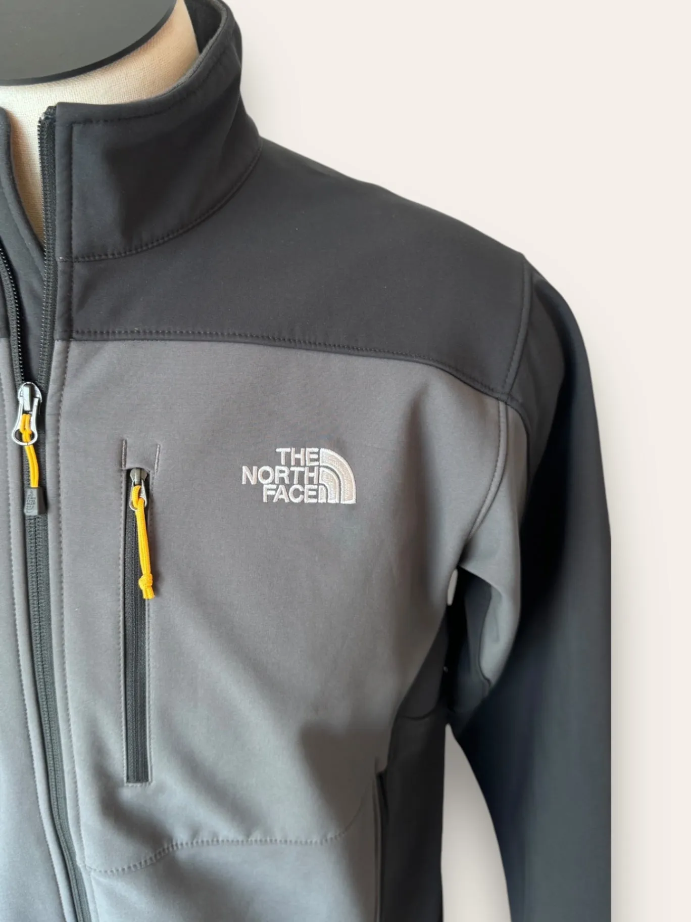 North Face soft shell jacket L